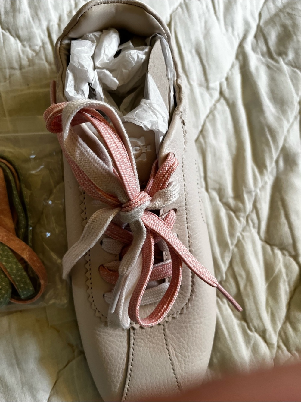 Coach Soft Leather Sneakers Size 7.5 With Additional Laces - Picture 11 of 16